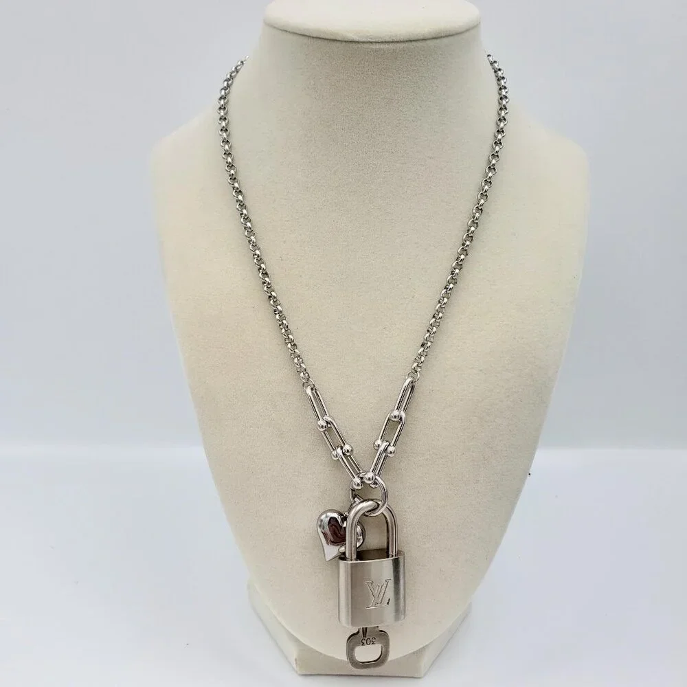 Authentic Louis Vuitton Padlock w/Unbranded Stainless Steel Plated Silver Chain - Picture 10 of 12